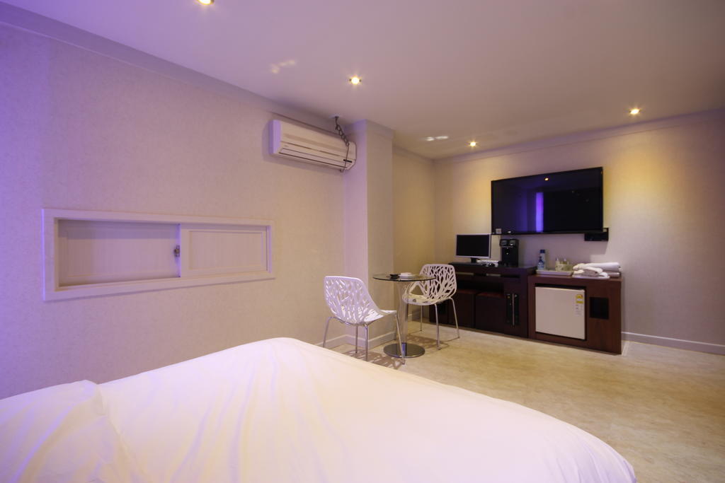 Fiona Hotel Seul Quarto foto
